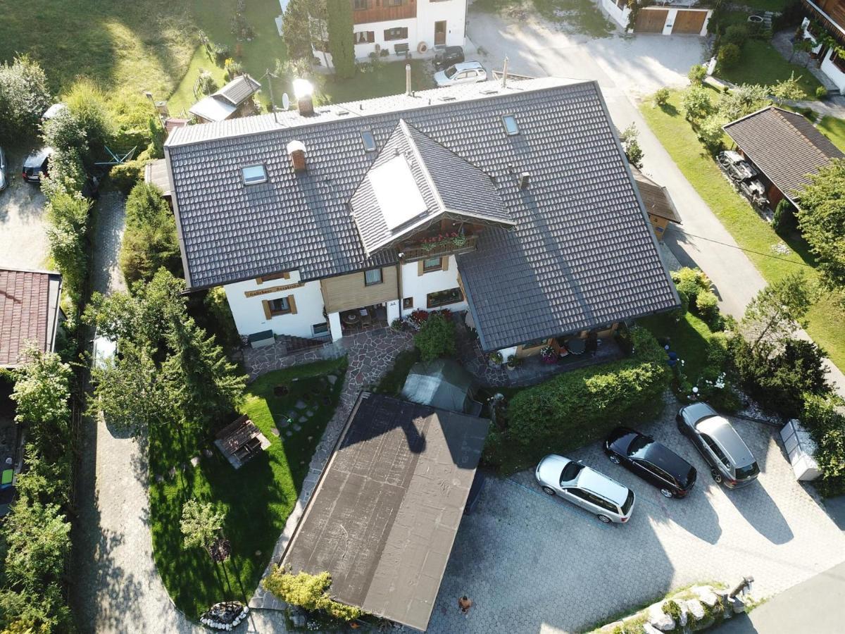 Gaestehaus Bergkristall Wallgau Exterior photo